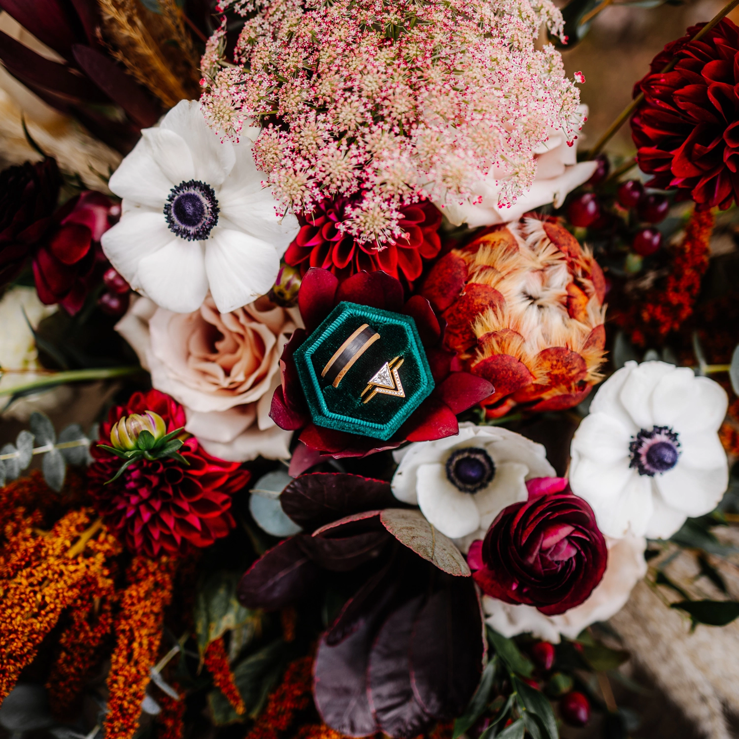 Rustic fall wedding bouquet and rings – captured by Brantford wedding photographer Alissa Baltazar