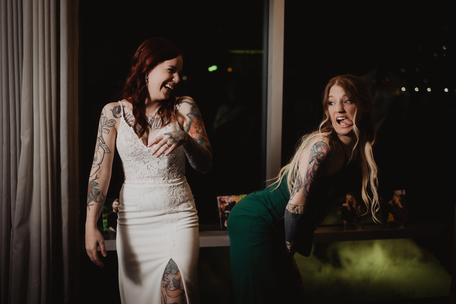 fun-photos-from-dancing-on-the-wedding