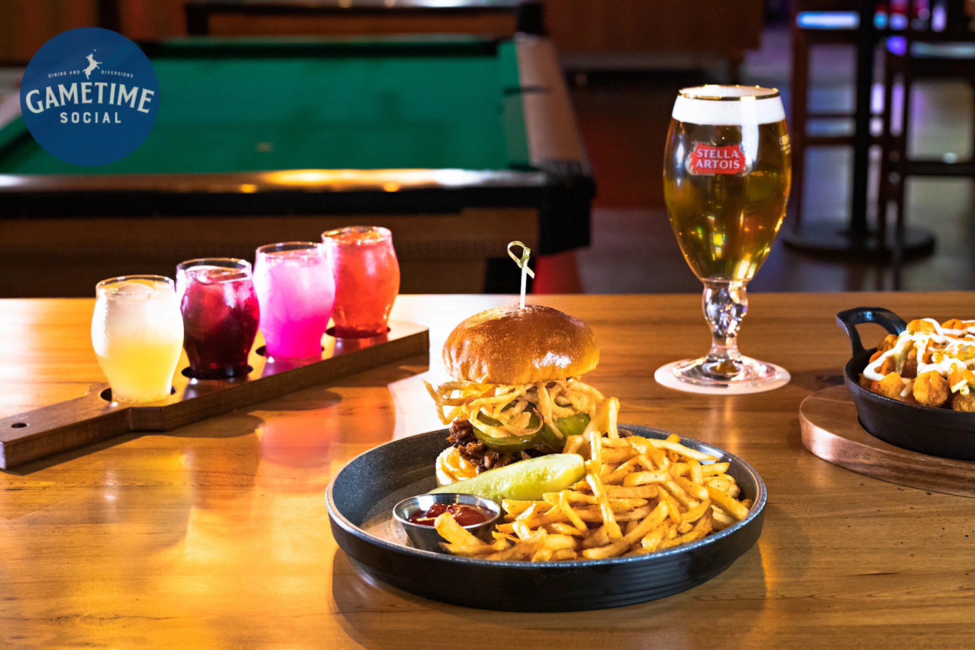 Local Restaurant Bar Food – Beer and Burger