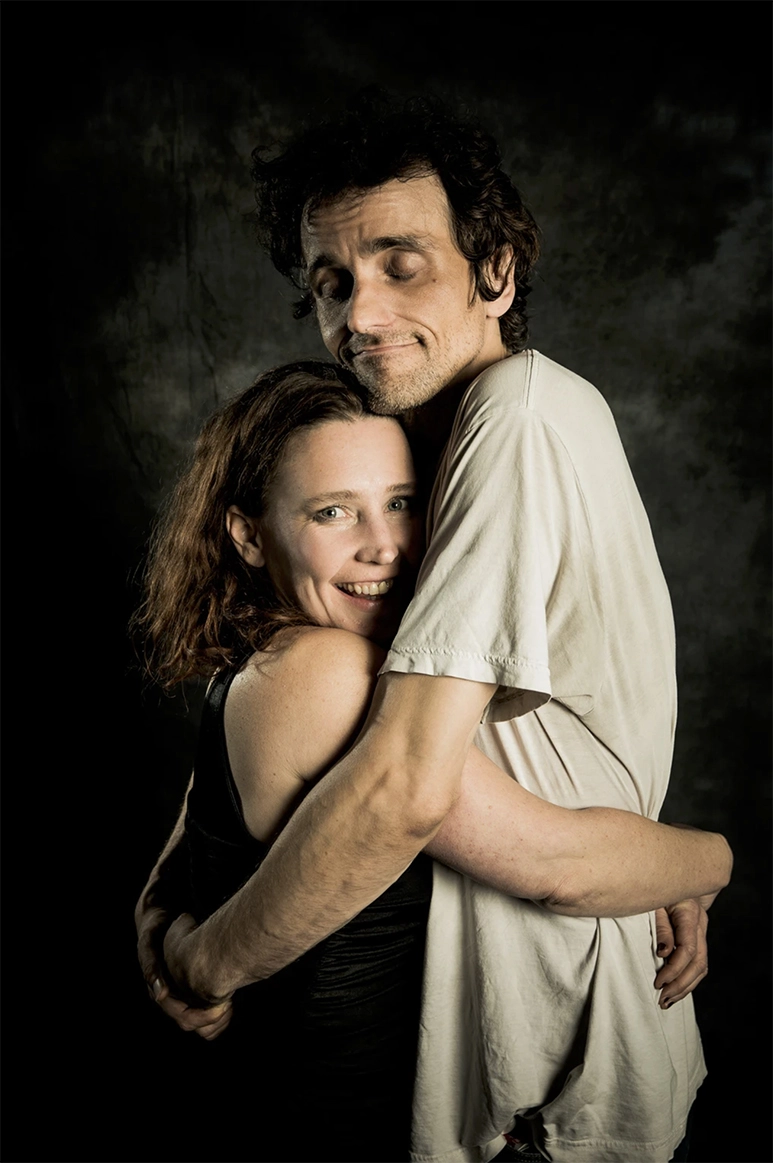 Engagement-Portfolio-Romantic-Couple-Photography-in-Brantford